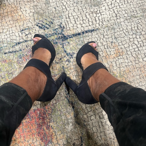 Pierre Hardy Navy Blue Heels - Picture 9 of 11